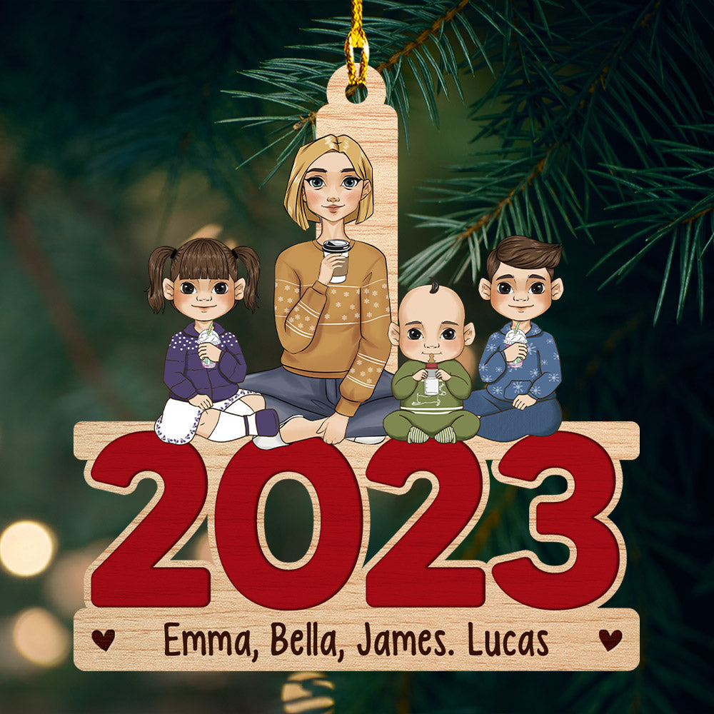Single Parent & Kids Sitting 2023 - Personalized 1-layered Wood Ornament