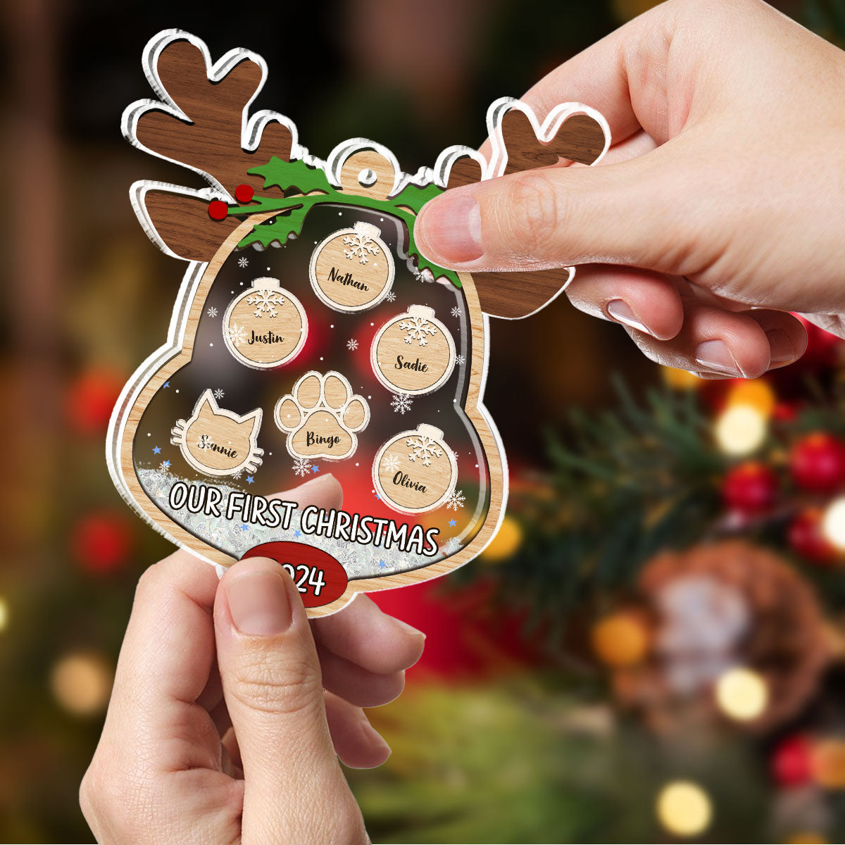 Lovely Reindeer Family - Personalized Acrylic Shaker Ornament